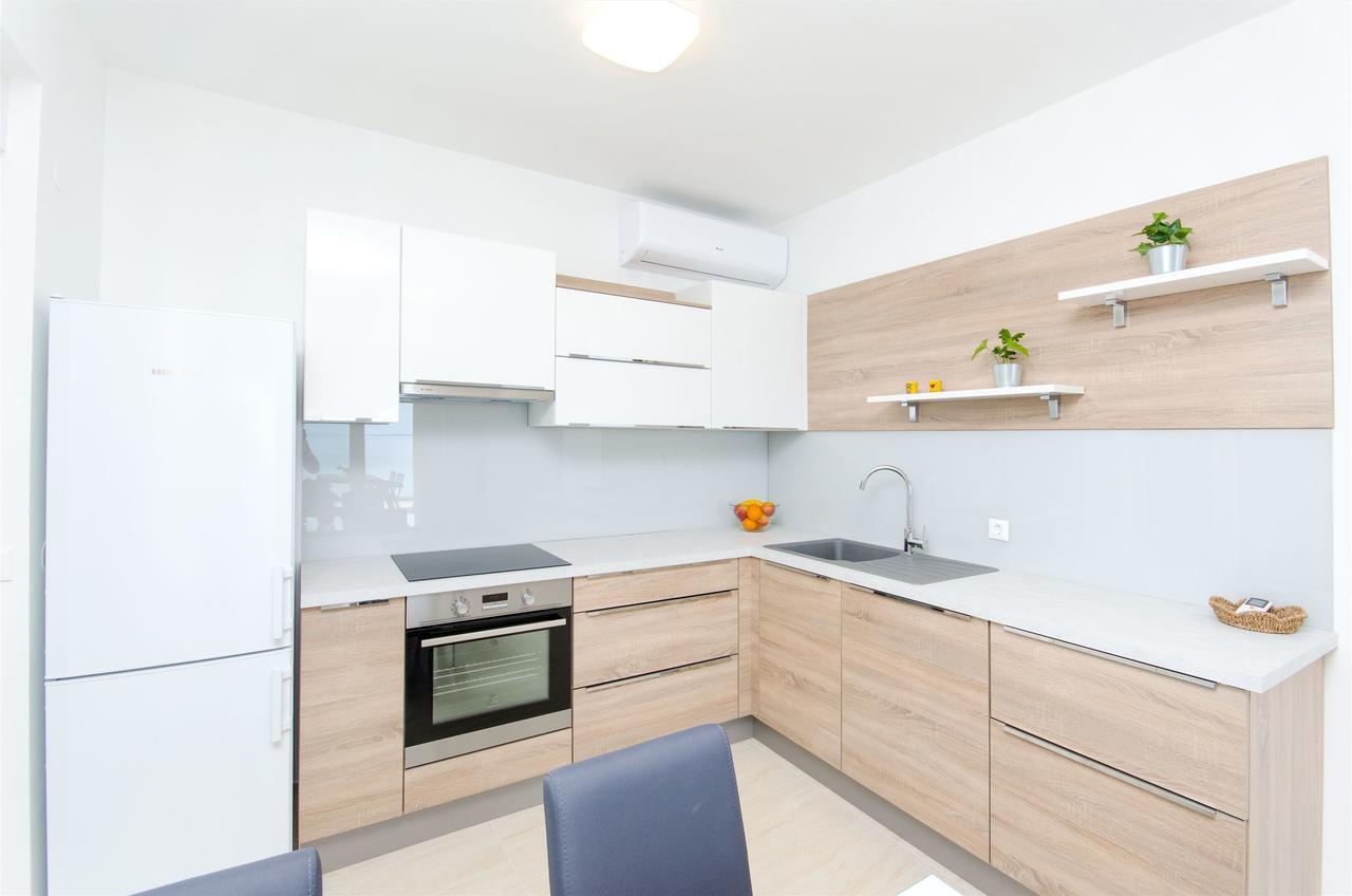 Apartments Branimir Mandre Exterior foto